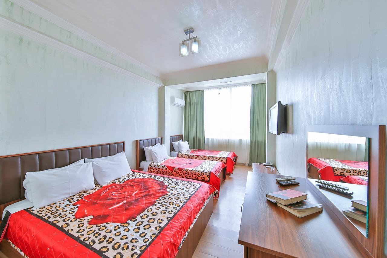 באטומי Royal Hotel מראה חיצוני תמונה